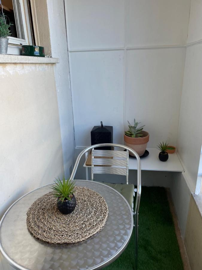 Grand Studio 7 minutes de la Plage et Climatisé sur Juan Les Pins Antibes Exterior foto